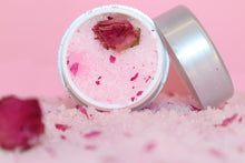 Load image into Gallery viewer, Rose Beauty