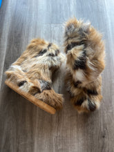 Load image into Gallery viewer, Azalea
