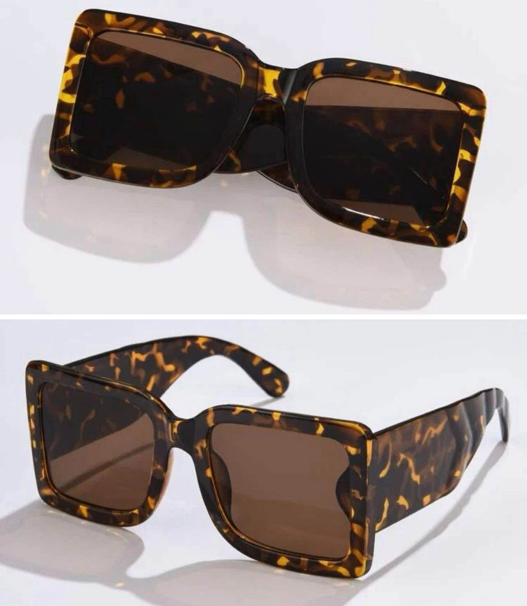 Turtle print glasses ! Large frames