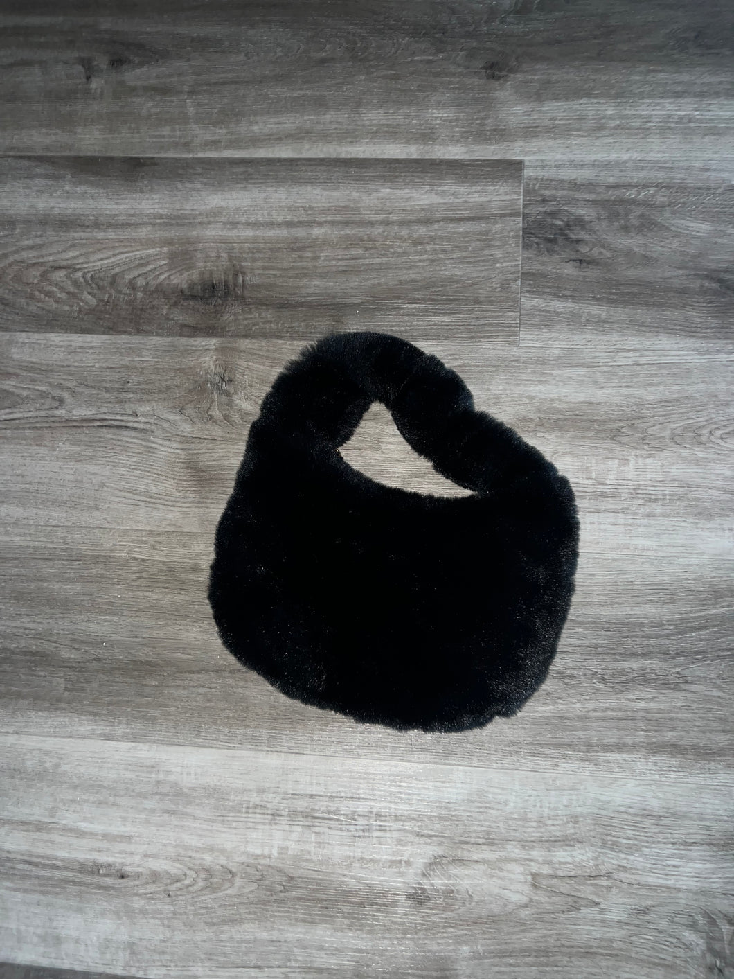 Black fur bag with zipper