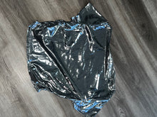 Load image into Gallery viewer, Wet metallic crop top shirt
